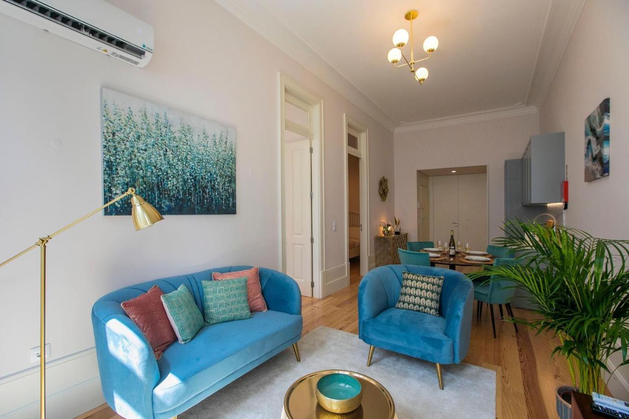 Lovelystay - 2Br Flat With Ac In Duque De Loule ポルト エクステリア 写真